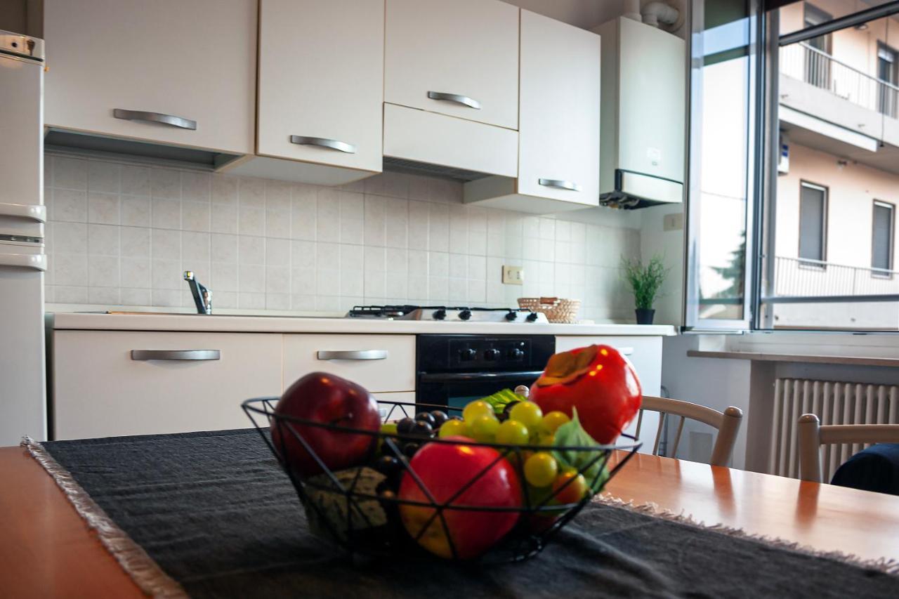 Shakira Apartments Parma Exteriör bild