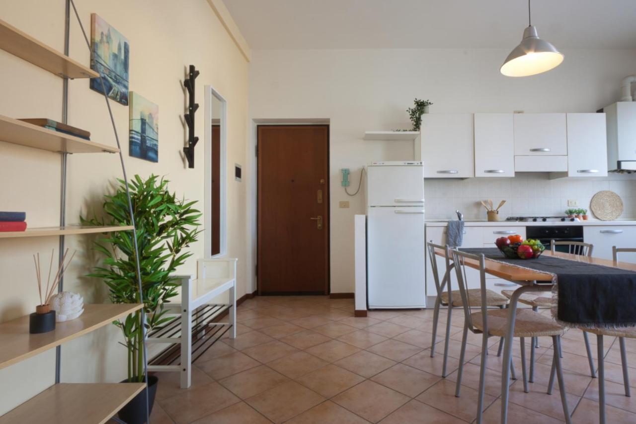 Shakira Apartments Parma Exteriör bild