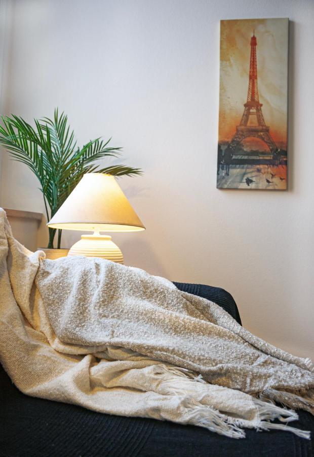 Shakira Apartments Parma Exteriör bild
