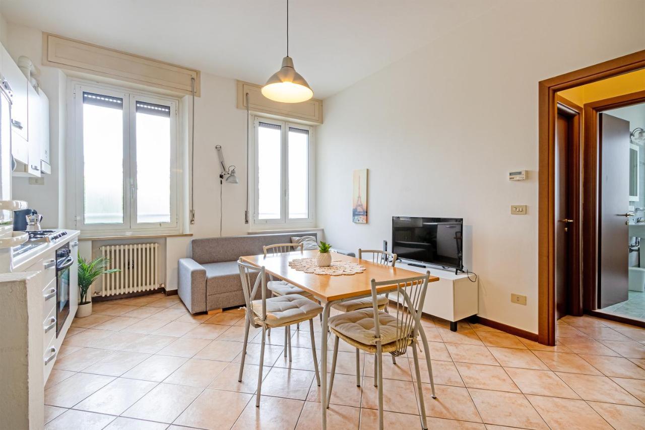 Shakira Apartments Parma Exteriör bild